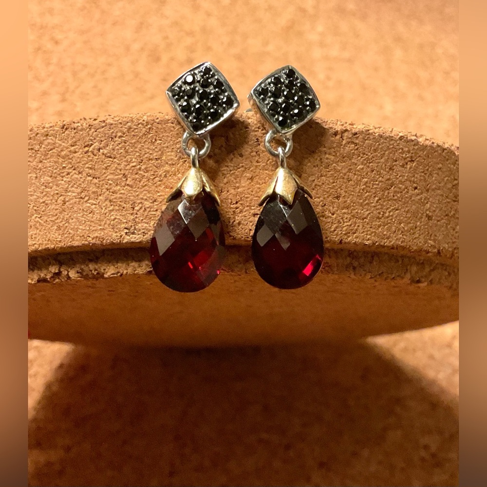 NWT Lori Boon Silver Drop Earrings with Deep Red Teardrops